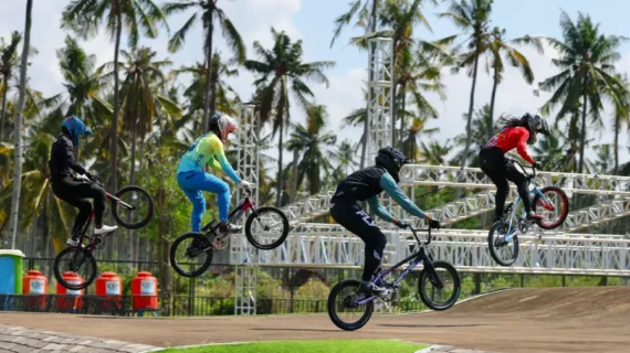 Banyuwangi BMX Supercross 2026 Dongkrak Ekonomi Warga, Rumah Disewa Atlet hingga Warung Kebanjiran Pembeli