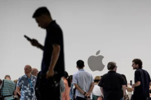 Apple Gugat OpenAI, Tuding Curi Rahasia Dagang demi Kembangkan Perangkat AI