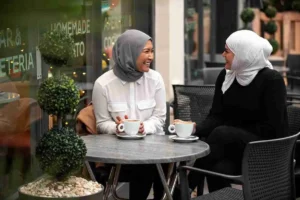10 Adab Bertetangga dalam Islam Beserta Dalilnya