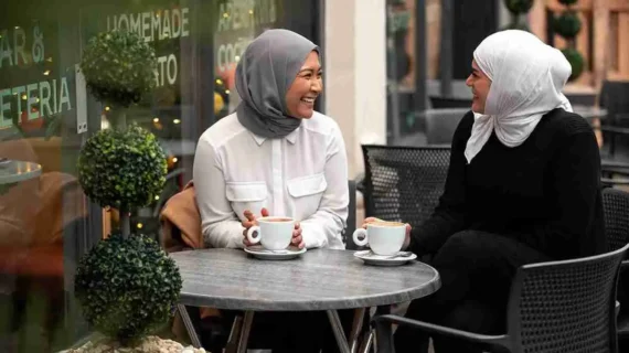 10 Adab Bertetangga dalam Islam Beserta Dalilnya
