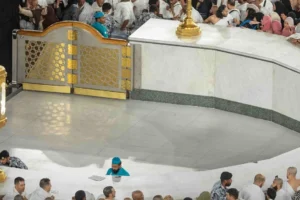 Wajib Tahu! Masuk Hijr Ismail Kini tak Bisa Sembarangan, Ada Antrean Khusus Jemaah Perempuan