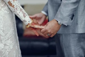 Siapa Saja Mahram bagi Perempuan dan Laki-Laki?