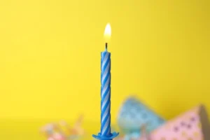 Meniup Lilin Saat Ulang Tahun, Bolehkah?