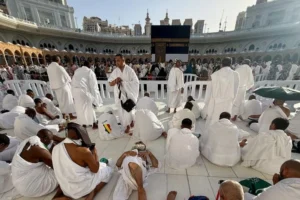 Arab Luncurkan Visa Umrah Satu Tahun, Ini Syarat dan Biayanya