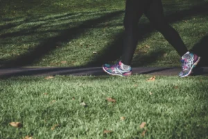 Japanese Walking, Metode Jalan Cepat-Lambat yang Viral di Media Sosial