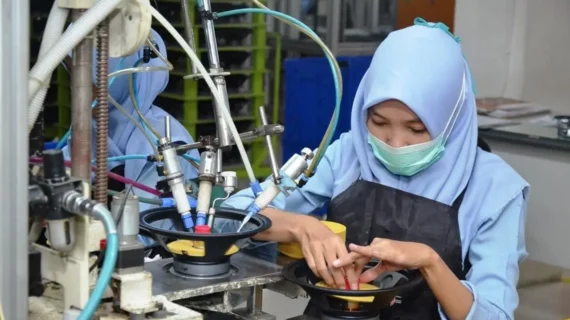 S&P: Industri Manufaktur Indonesia Kembali Ekspansi di Juli 2026