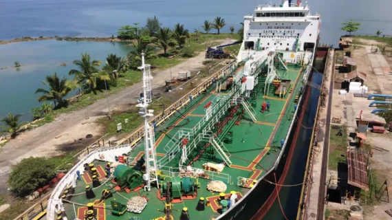 Pertamina Patra Niaga rampungkan proses docking 12 unit kapal