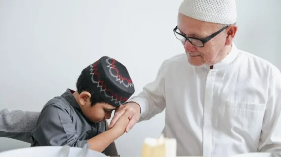 Menjadi Lansia Sehat dan Bahagia dalam Tuntunan Islam