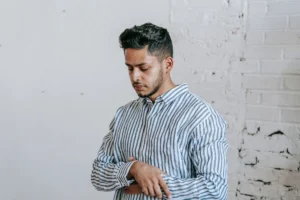 Shalat Tidak Khusyuk, Apakah Ibadahnya Sah dan Diterima?